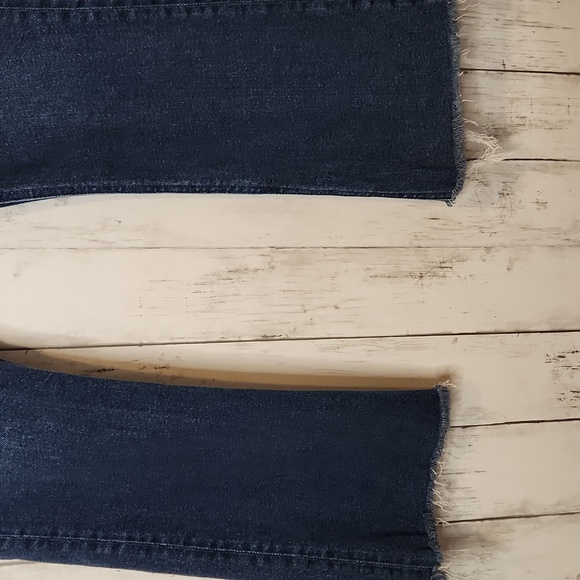 🥳LOFT Dark Blue Hi-Waist Kick Crop Size 6 - Picture 5 of 8